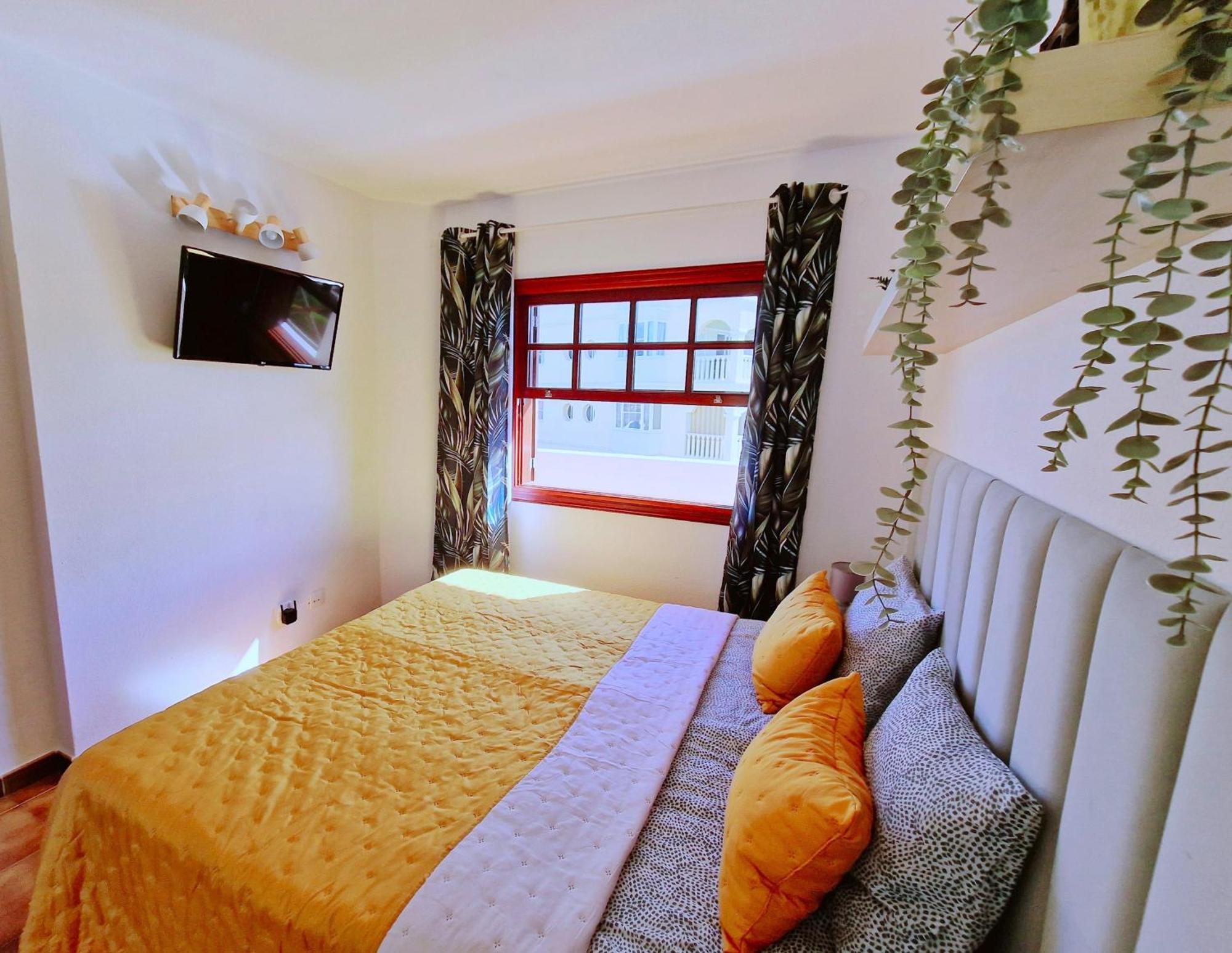 Strelitzia Apartment - Ocean View & Heated Pool San Miguel de Abona Exterior foto